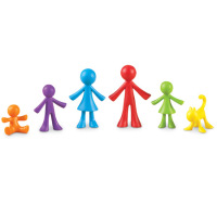 play therapy family figures